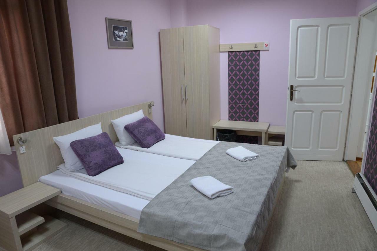 Guest House Golden Coin Ниш Экстерьер фото
