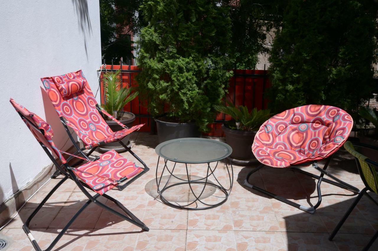Guest House Golden Coin Ниш Экстерьер фото
