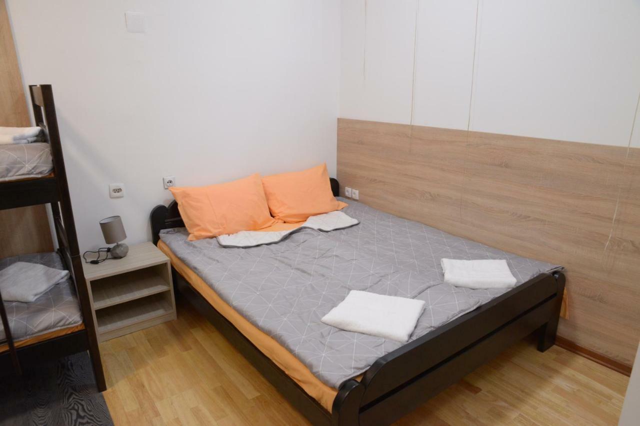 Guest House Golden Coin Ниш Экстерьер фото