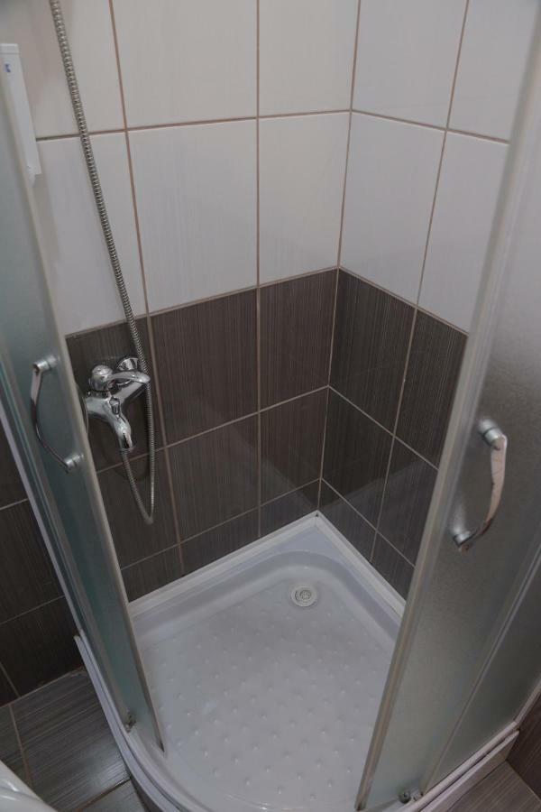 Guest House Golden Coin Ниш Экстерьер фото