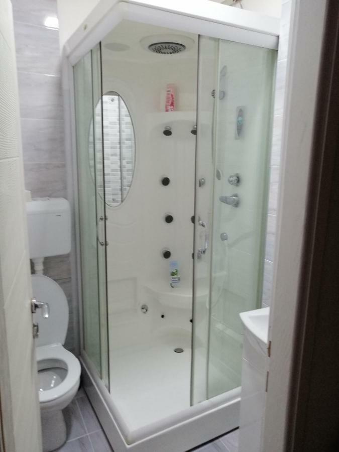 Guest House Golden Coin Ниш Экстерьер фото